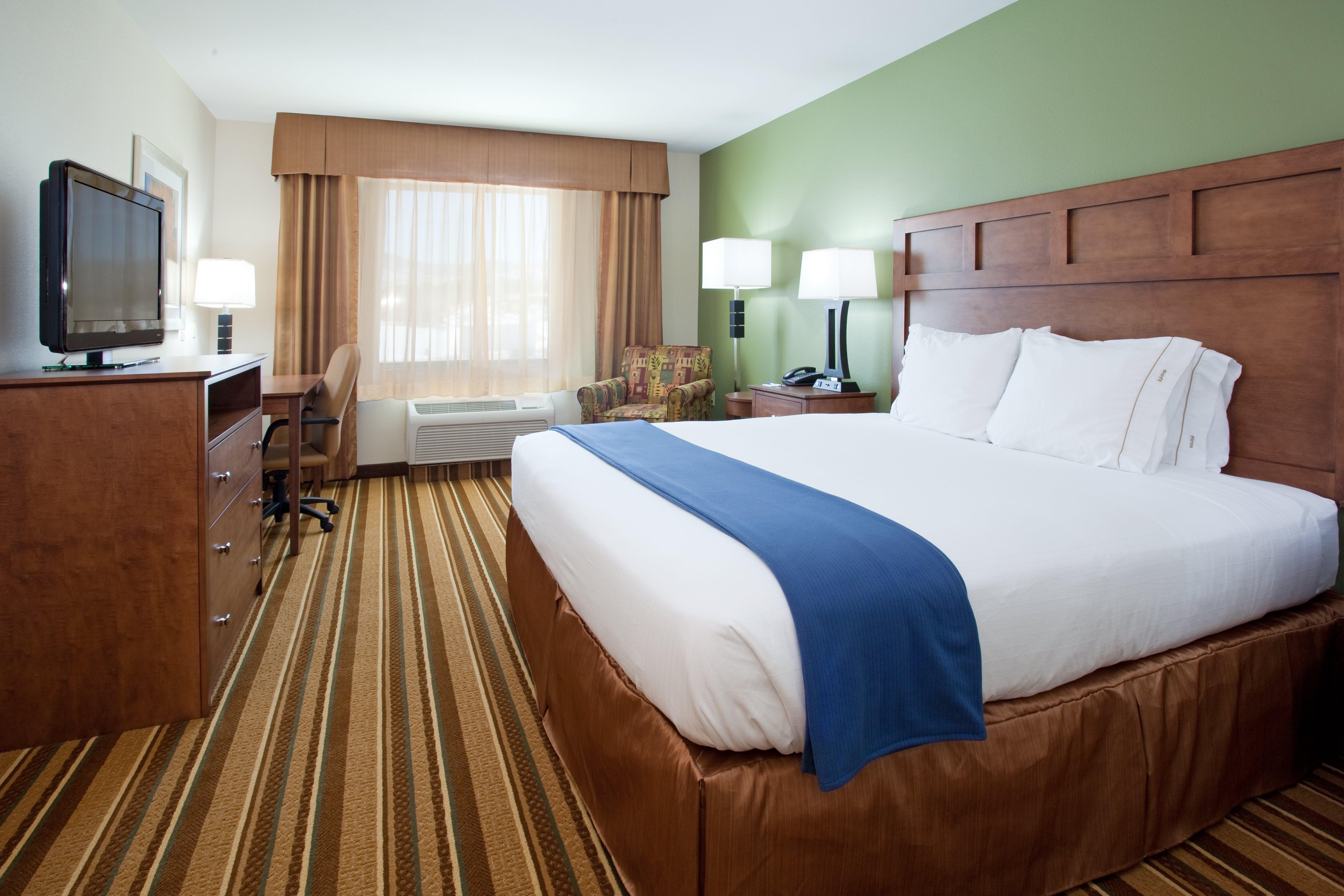 Holiday Inn Express And Suites Los Alamos Entrada Park By Ihg Exterior photo